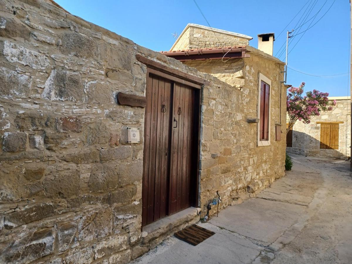 Niovi House Apartment Tochni Luaran gambar