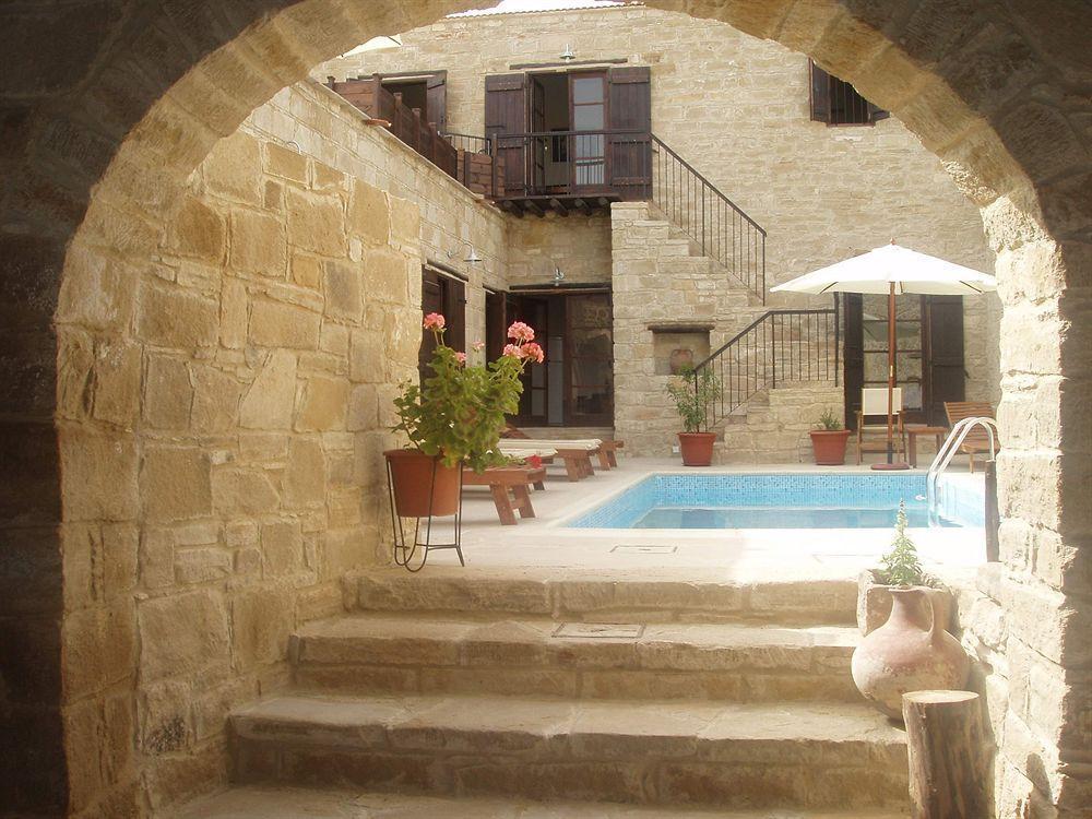 Niovi House Apartment Tochni Luaran gambar
